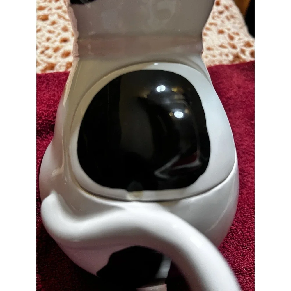 Black & White Teapot Or Creamer Ceramic Kitty With Kid Collectable [P]